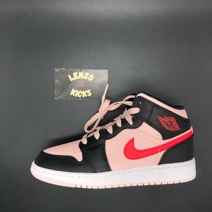 Jordan 1 Mid “Infrared 23” | GS Size 4y = 5.5 Women